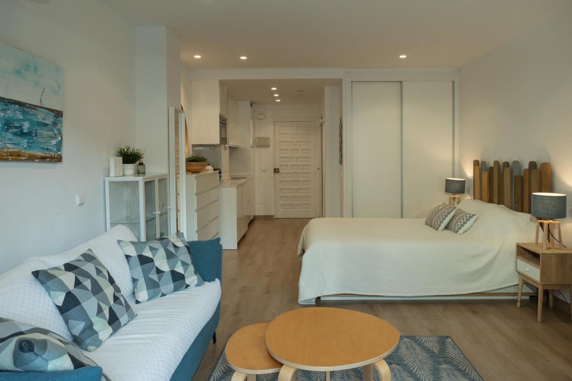 Benalbeach Loft Garden And Sea View Appartement